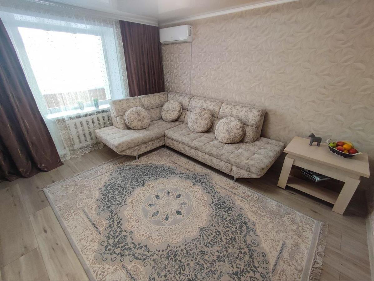2-Х Комнатная Квартира В Центре На Ул.Бородина 107 Kostanai Exterior foto